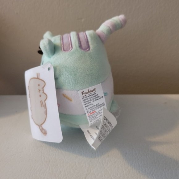 Pusheen Cat Ice Cream Sandwich Plush 4" - Picture 2 of 7
